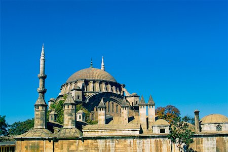 simsearch:841-03067143,k - Low angle view of a mosque, Blue Mosque, Istanbul, Turkey Stock Photo - Premium Royalty-Free, Code: 625-01251143
