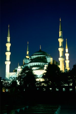 simsearch:841-03067143,k - Mosque lit up at night, Blue Mosque, Istanbul, Turkey Stock Photo - Premium Royalty-Free, Code: 625-01252322