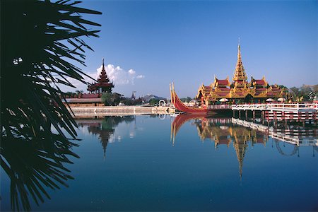 Palace on a barge in a moat, Yangon, Myanmar Stock Photo - Premium Royalty-Free, Code: 625-01261230