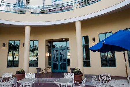 Furniture in the courtyard of a restaurant Stock Photo - Premium Royalty-Free, Code: 625-01261893