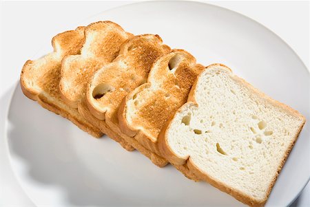 simsearch:625-01261270,k - Close-up of toast in a plate Stock Photo - Premium Royalty-Free, Code: 625-01262107