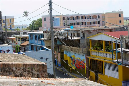 simsearch:625-01746383,k - Bâtiments dans une ville, La Perla, le vieux San Juan, San Juan, Puerto Rico Photographie de stock - Premium Libres de Droits, Code: 625-01746481