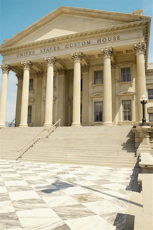 simsearch:625-01750061,k - Low angle view of a government building, U.S. Customs House, Charleston, South Carolina, USA Stock Photo - Premium Royalty-Free, Code: 625-01750184