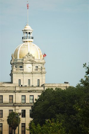 simsearch:625-00840464,k - Low angle view of a building, Town Hall, Savannah, Georgia, USA Stock Photo - Premium Royalty-Free, Code: 625-01750394