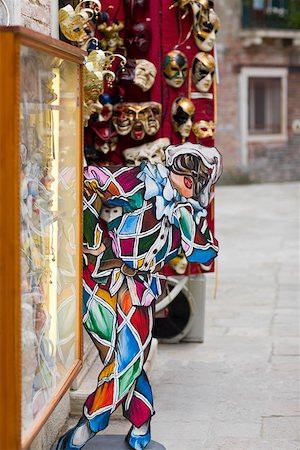 Sculpture at a masquerade shop entrance, Venice, Italy Foto de stock - Sin royalties Premium, Código: 625-01750755