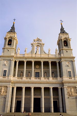 simsearch:625-01750061,k - Low angle view of a cathedral, Royal Cathedral, Madrid, Spain Stock Photo - Premium Royalty-Free, Code: 625-01750876