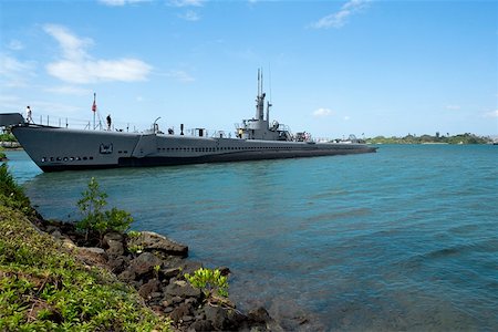 Military ship in the sea, USS Bowfin, Pearl Harbor, Honolulu, Oahu, Hawaii Islands, USA Stock Photo - Premium Royalty-Free, Code: 625-01751055