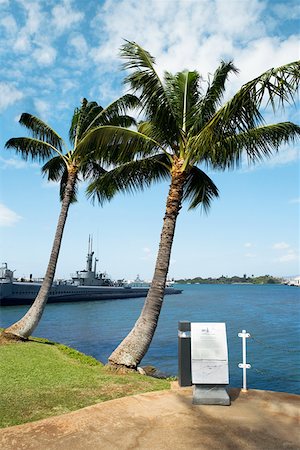 Military ship in the sea, USS Bowfin, Pearl Harbor, Honolulu, Oahu, Hawaii Islands, USA Stock Photo - Premium Royalty-Free, Code: 625-01751113