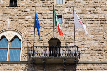 simsearch:625-01751332,k - Low angle view of the balcony of a palace, Pallazo Vecchio, Piazza Della Signoria, Florence, Italy Stock Photo - Premium Royalty-Free, Code: 625-01751294