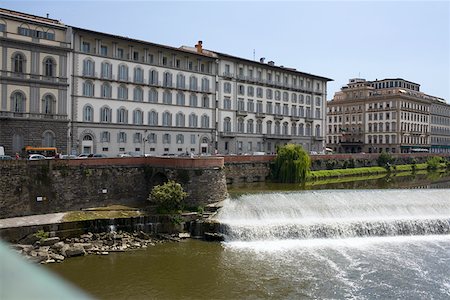 simsearch:625-01751332,k - Buildings at the waterfront, Arno River, Florence, Italy Stock Photo - Premium Royalty-Free, Code: 625-01751298