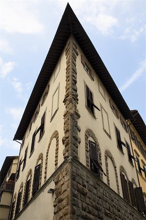 simsearch:625-01751332,k - Low angle view of a building, Florence, Italy Stock Photo - Premium Royalty-Free, Code: 625-01751324