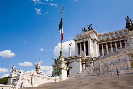 simsearch:625-01751332,k - Low angle view of a monument, Vittorio Emanuele Monument, Piazza Venezia, Rome, Italy Stock Photo - Premium Royalty-Free, Code: 625-01751402