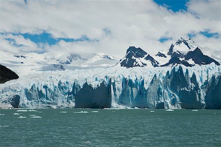perito moreno glacier - Lake in front of glaciers, Moreno Glacier, Argentine Glaciers National Park, Lake Argentino, El Calafate, Patagonia, Argentina Stock Photo - Premium Royalty-Free, Code: 625-01751736