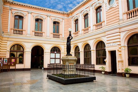simsearch:625-01751647,k - Monument in a courtyard of a museum, Museo Postal y Filatelico del Peru, Lima, Peru Stock Photo - Premium Royalty-Free, Code: 625-01753332