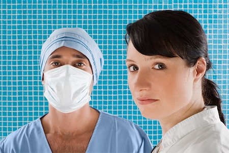 simsearch:625-02929180,k - Portrait of a female doctor and a male surgeon Stock Photo - Premium Royalty-Free, Code: 625-02266592
