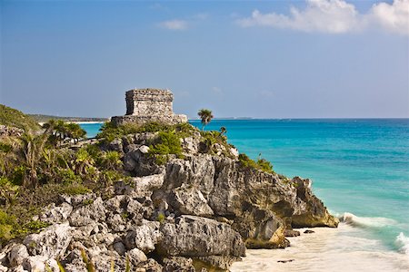 simsearch:630-03481463,k - Ruins of a temple at the seaside, Temple of the Wind God, Zona Arqueologica De Tulum, Cancun, Quintana Roo, Mexico Stock Photo - Premium Royalty-Free, Code: 625-02267894