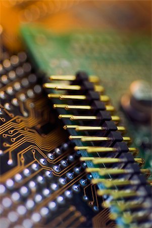 High angle view of a circuit board Foto de stock - Sin royalties Premium, Código: 625-02926594
