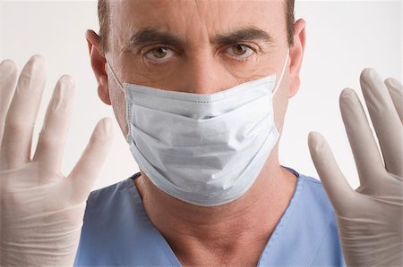 simsearch:625-02929180,k - Portrait of a male surgeon Stock Photo - Premium Royalty-Free, Code: 625-02933079