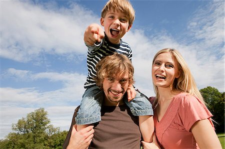 family group portrait caucasian - Happy family outdoors Stock Photo - Premium Royalty-Free, Code: 628-07072300