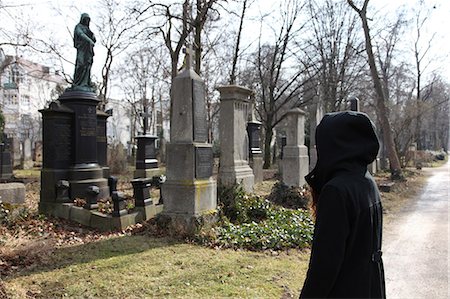 Mourner on a cemetery, Munich, Bavaria, Germany Stock Photo - Premium Royalty-Free, Code: 628-07072431