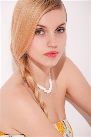 simsearch:628-07072621,k - Young woman with long blonde hair Stock Photo - Premium Royalty-Free, Code: 628-07072596