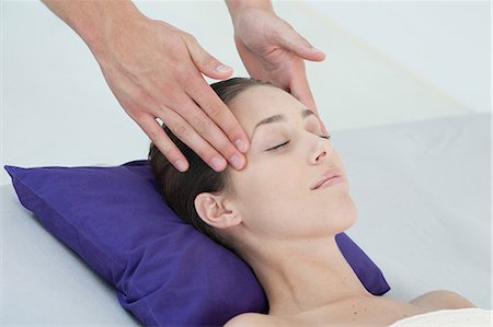 simsearch:628-05817544,k - Young woman receiving head massage Stock Photo - Premium Royalty-Free, Code: 628-07072977
