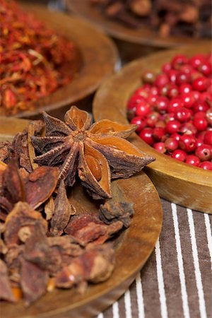 simsearch:628-02228100,k - Several spices Stock Photo - Premium Royalty-Free, Code: 628-01495078