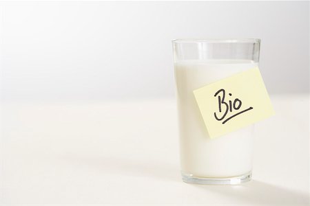 Glass of milk with a note on it Stock Photo - Premium Royalty-Free, Code: 628-02228197