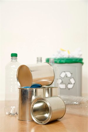 Tin cans and plastic bottles for recycling, Germany Stock Photo - Premium Royalty-Free, Code: 628-02953716