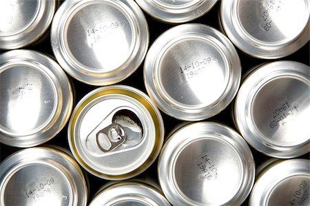 Row of beer cans with one opened can, Germany Stock Photo - Premium Royalty-Free, Code: 628-02953751