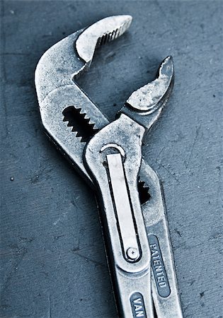 Adjustable spanner in repair garage Stock Photo - Premium Royalty-Free, Code: 628-02953784