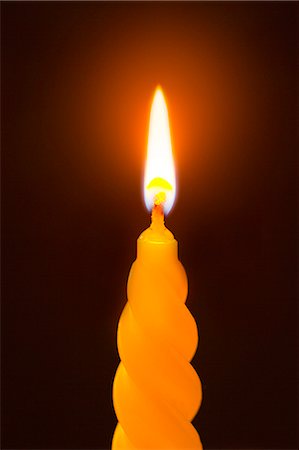 Burning Candle Stock Photo - Premium Royalty-Free, Code: 622-06009995