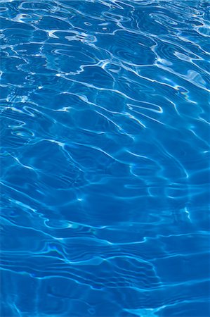 Water ripples Stock Photo - Premium Royalty-Free, Code: 622-06369659