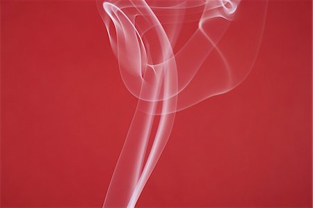 simsearch:622-06809285,k - White smoke on red background Stock Photo - Premium Royalty-Free, Code: 622-06486772