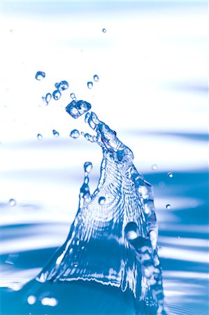 Water splash Stock Photo - Premium Royalty-Free, Code: 622-06548918