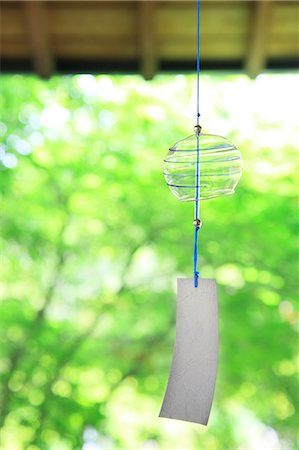 simsearch:622-06549308,k - Wind chime Stock Photo - Premium Royalty-Free, Code: 622-06549290