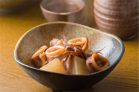 steam cooking - Squid and radish Stock Photo - Premium Royalty-Free, Code: 622-06809319