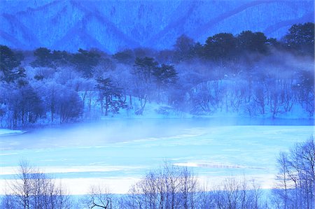 Lake Onogawa, Fukushima prefecture Stock Photo - Premium Royalty-Free, Code: 622-06842517