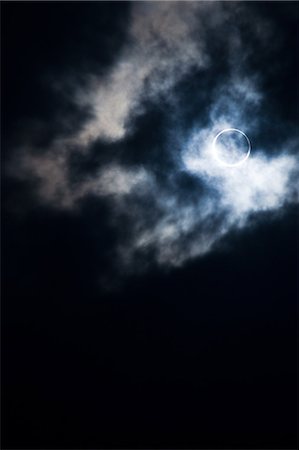 eclipse - Solar eclipse Stock Photo - Premium Royalty-Free, Code: 622-06900085