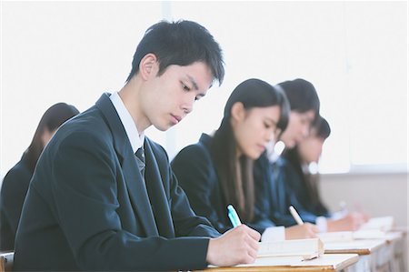 school desk - Japanese high-school students during a lesson Stock Photo - Premium Royalty-Free, Code: 622-08542928