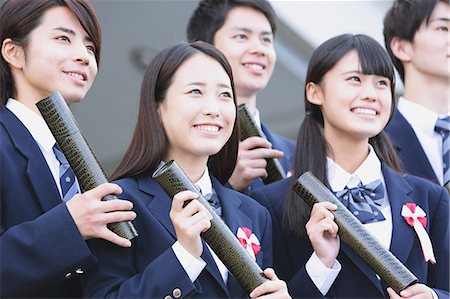 set (pair or group of things) - Japanese high school graduation ceremony Foto de stock - Sin royalties Premium, Código: 622-08542995