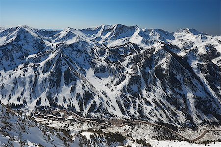 ski lodge - Mountainscape in Salt Lake City, USA Stock Photo - Premium Royalty-Free, Code: 622-08657562