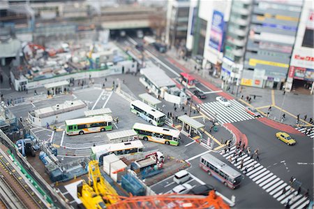 simsearch:622-06809333,k - Tilt-shift bird's eye view of Tokyo cityscape, Tokyo, Japan Foto de stock - Sin royalties Premium, Código: 622-08723389