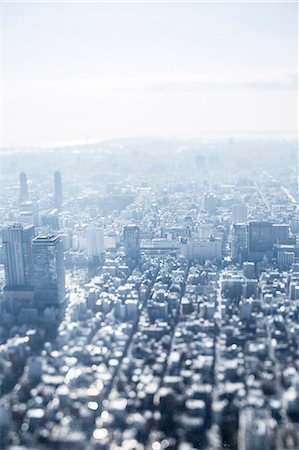 simsearch:622-06809333,k - Tilt-shift bird's eye view of Tokyo cityscape, Tokyo, Japan Foto de stock - Sin royalties Premium, Código: 622-08723395