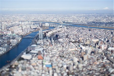 simsearch:622-06809333,k - Tilt-shift bird's eye view of Tokyo cityscape, Tokyo, Japan Foto de stock - Sin royalties Premium, Código: 622-08723400