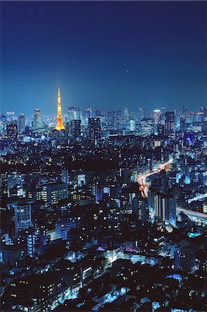 Tokyo cityscape at night, Tokyo, Japan Stock Photo - Premium Royalty-Free, Code: 622-08949258