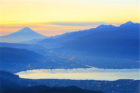 simsearch:622-07911600,k - Beautiful view of Mount Fuji, Nagano Prefecture, Japan Stock Photo - Premium Royalty-Free, Code: 622-09101164