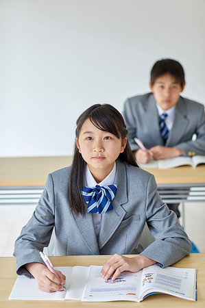 simsearch:622-08542931,k - Japanese junior high students Stock Photo - Premium Royalty-Free, Code: 622-09186543