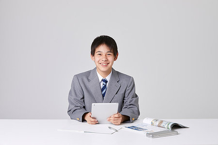 simsearch:622-08542931,k - Japanese junior high student Stock Photo - Premium Royalty-Free, Code: 622-09186968