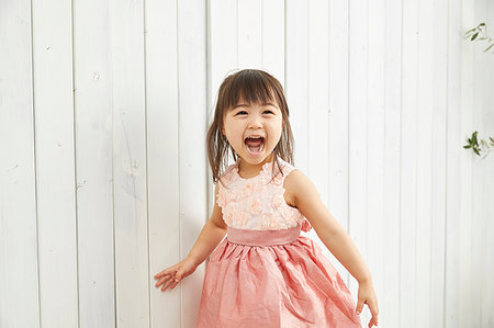 Japanese kid studio photo shoot Stock Photo - Premium Royalty-Free, Code: 622-09180672
